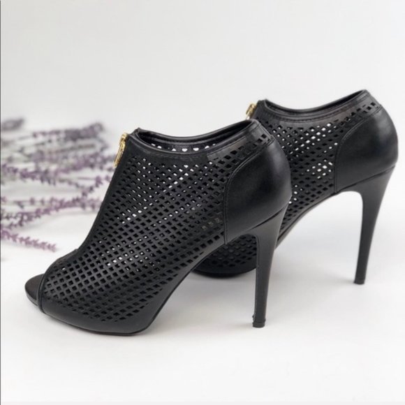 Steve Madden Mervv Black Peep Toe Booties - Picture 4 of 5